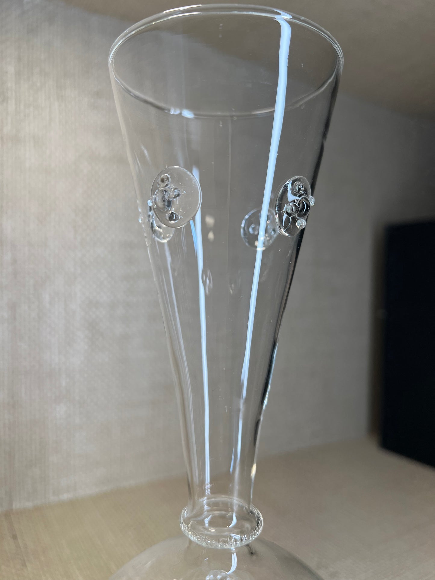 Vendome Glass Vase 9.5"